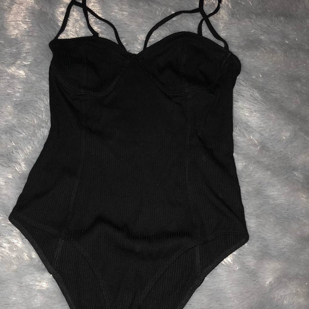 🖤Black bodysuit🖤
